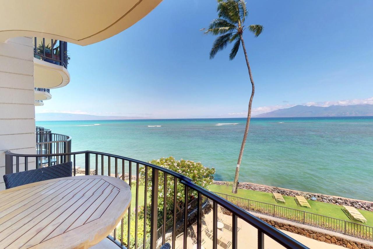 Kahana Reef Oceanfront Condos Exterior photo